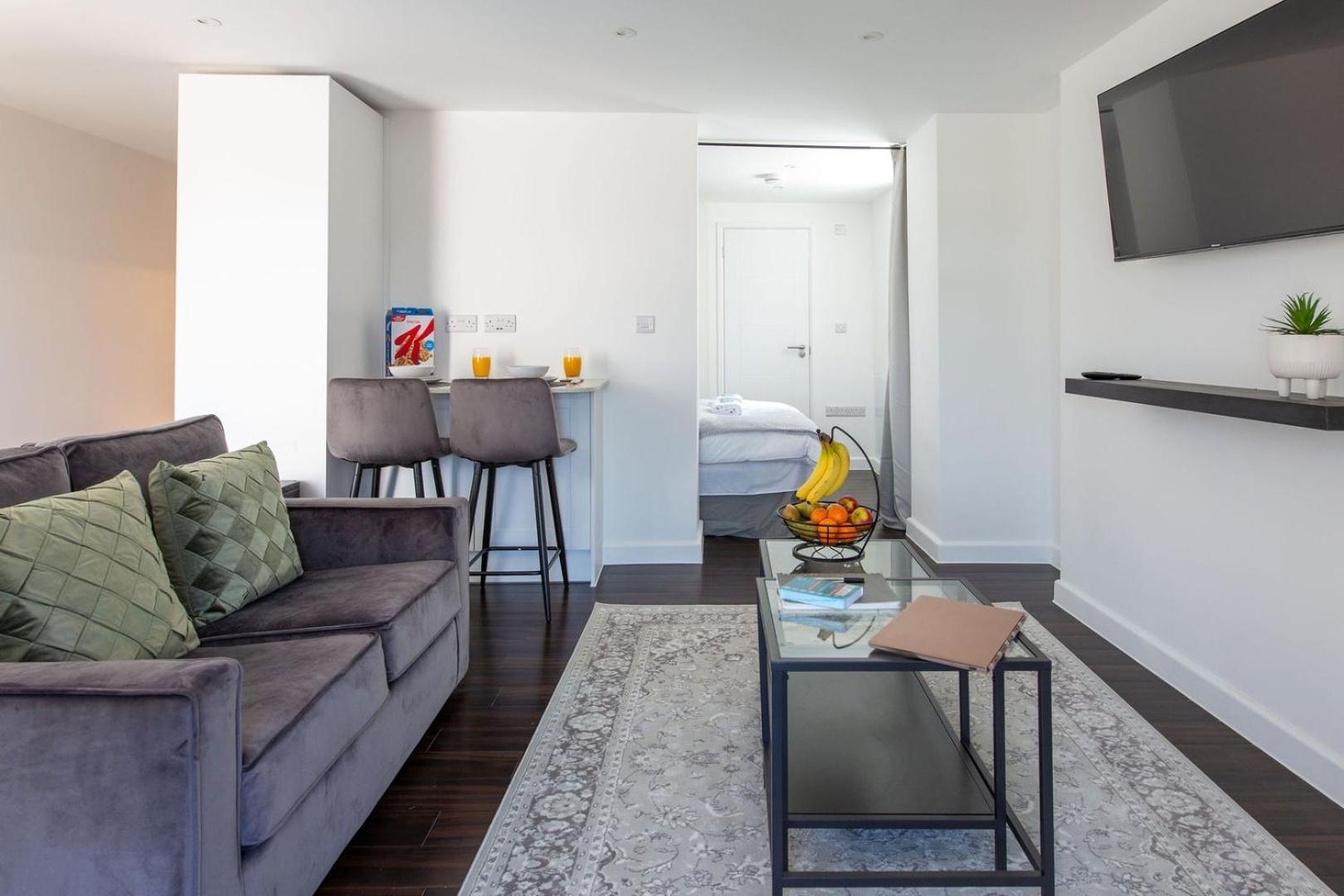 Stylish Apartment W/ Private Garden - Dog Friendly نيوبورت المظهر الخارجي الصورة